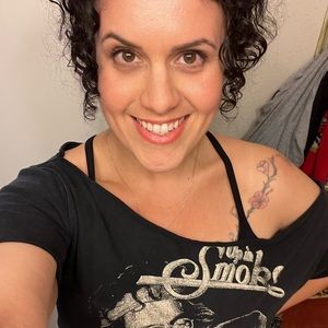 Meet your Posher, Jennifer